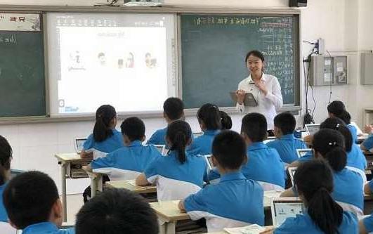 南岸区汪清县汪清第四中学智慧教育综合管理平台招标